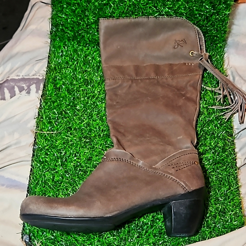 OTBT Elyria Boots womens size 9.5 minimalist